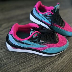 Fila Pink and Teal Sneakers